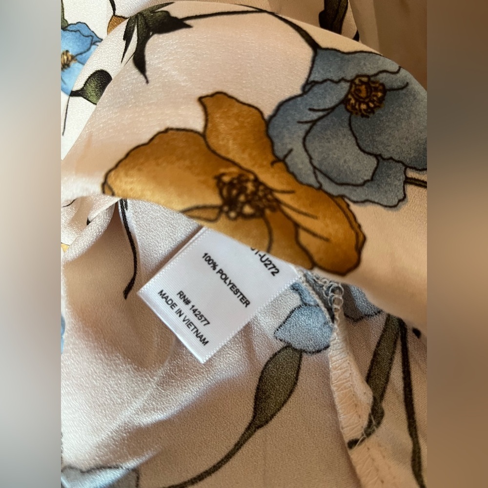 Iris Floral Bell Sleeve Blouse - Blue and Yellow - Picture 6 of 6